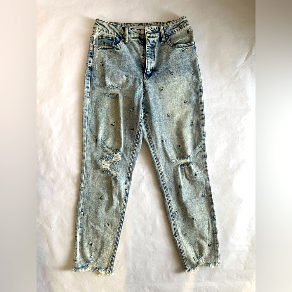 Tinseltown Distressed Light Wash Floral Jeans